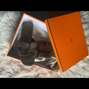 Authentic brown Hermès flat sandals 38